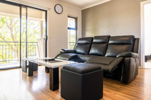 Tasha's Apartments on Kerry - Ottoway