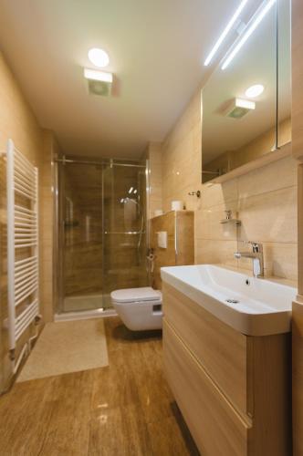 Apartment Ledrar 3