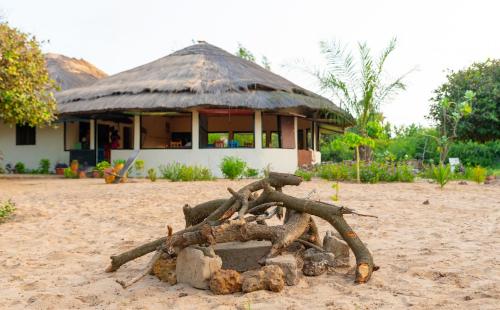 Tamba Kuruba Eco-lodge