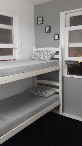 Quarto com suíte para mulheres 3