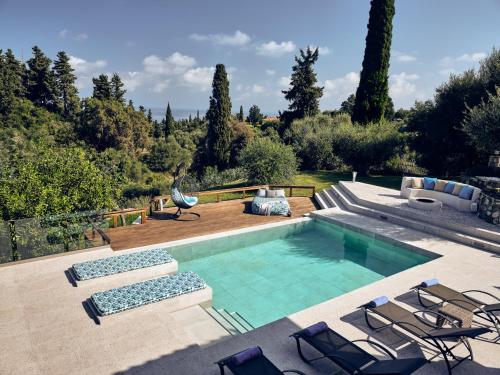 Villa Castelletto heated pool jacuzzi