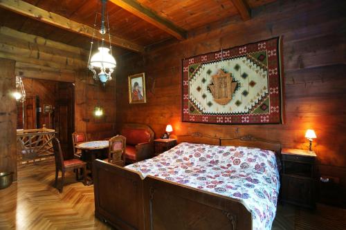 Double Room with Garden View image 2