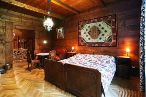 Double Room with Garden View image 1