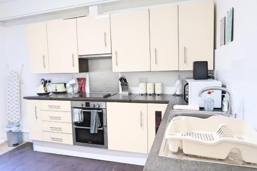 Whitburn Guest House About 7 mins Walk To The City Free Internet TV in 唐卡斯特