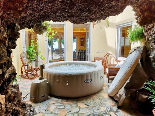  Ancon Beach House in El Rincón