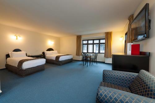 room detail thumbnail 0