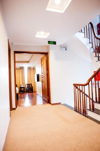 Balcony/terrace, Mely Hotel near Xoi 622 - Nguy Nhu Kon Tum