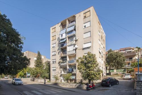 Apartments with WiFi Sibenik - 17927 - image 8