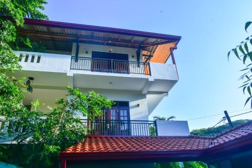 Onera Villa – Hikkaduwa, CO