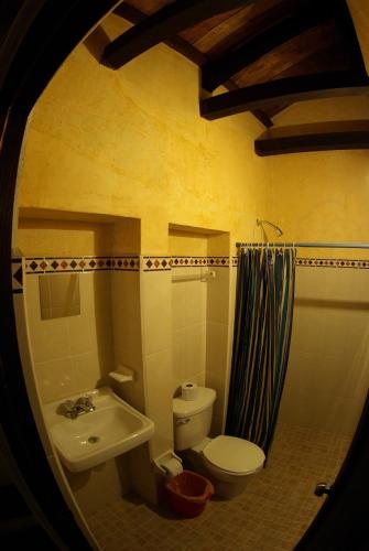 Posada del Abuelito (Hostel) Room Type - Double Room with Private Bathroom