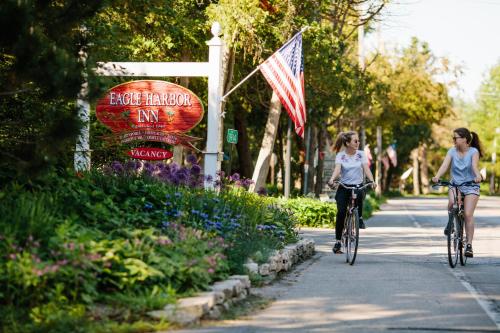 Eagle Harbor Inn