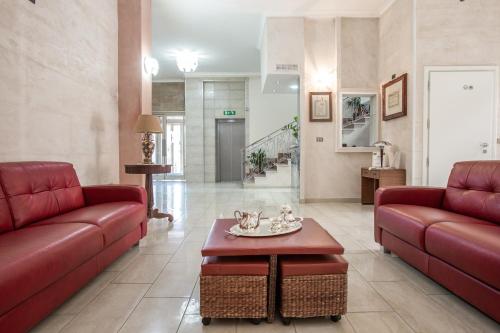 Hotel Happy