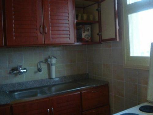 keuken, Red Tower Furnished Apartments in Koeweit
