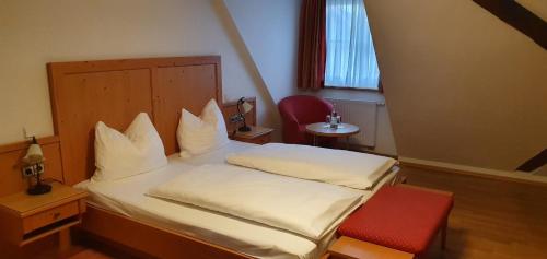 1 queen bed