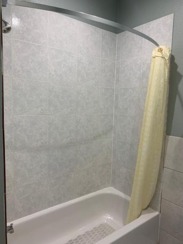 Crystal Suites in Houston, USA