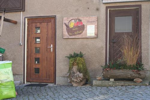 Ferienwohnung Nicklich 12.9km von Schönfeld entfernt