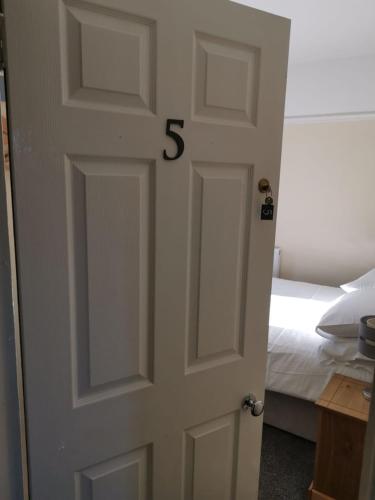 1 double bed
