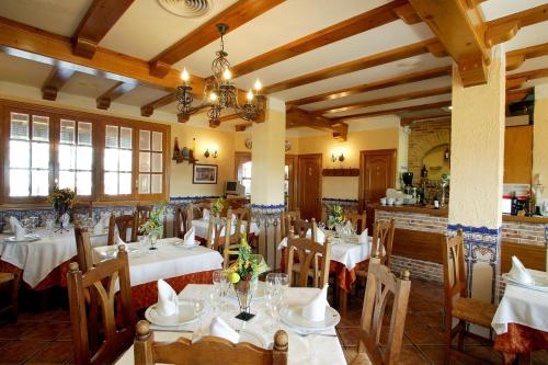 Apartahotel 77 in Zarra