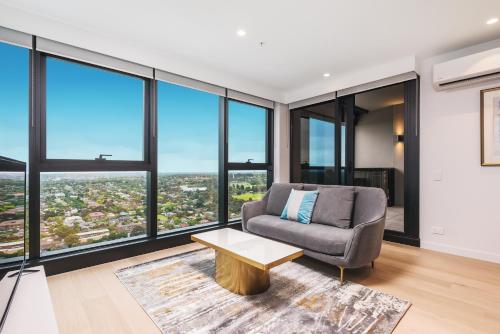Sky One Apartments by CLLIX Melbourne