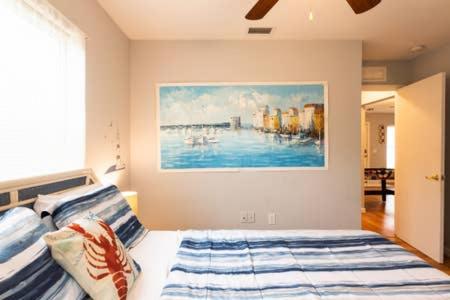 Manatee River Cottage in Historical OldTown, sleeps up to 7 people