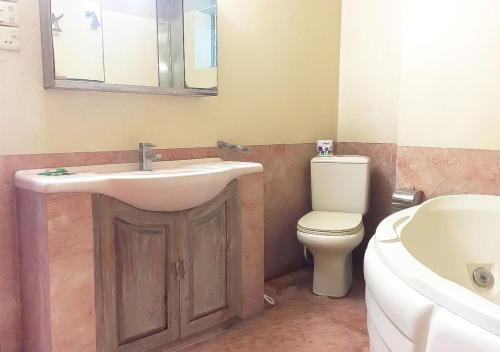 Maya Service Apt Guest House
