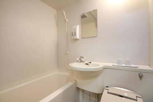 Bathroom, Best Inn Uozu in Asahi