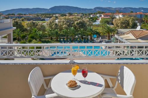 陽台/露台, Ionion Blue Hotel Zante in 卡拉馬基