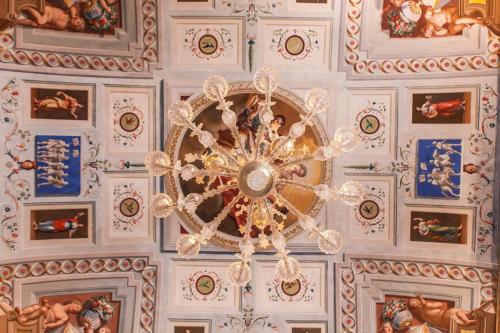 MarcheAmore - Stanze della Contessa, Luxury Flat with private courtyard, Fermo (foto 6)