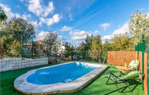 . Nice home in Puertollano with WiFi, Private swimming pool and Outdoor swimming pool