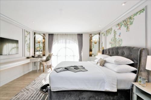 room detail thumbnail 0