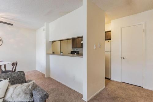 Newly Renovated Midland Suite - main image
