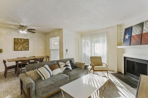 . Modern Home in the Heart of Midland