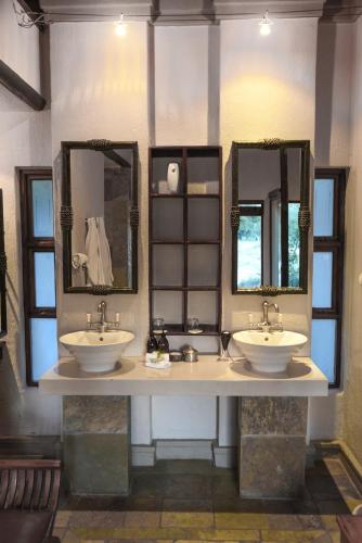 shumbalala game lodge