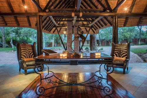 Shumbalala Game Lodge Shumbalala Game Lodge