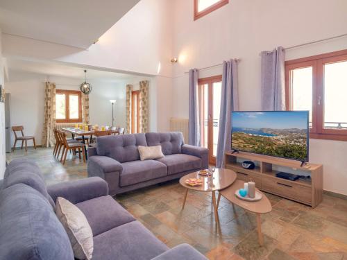  Villa Aura Pine in Agia Pelagia