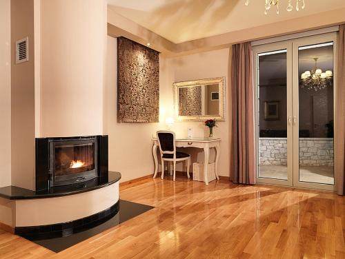 Hondos Classic Hotel & Spa in 네스타니