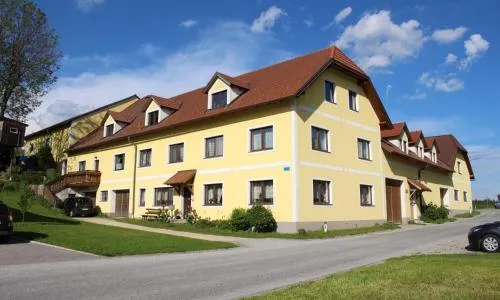 Urlaub am Bauernhof Weichselbaum in Schloss Rosenau, Österreich