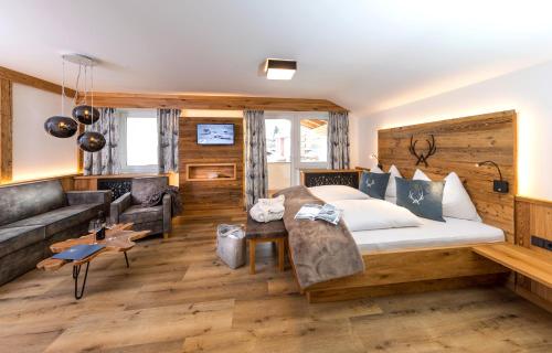 228705491 SOULSISTERS' Hotel 4 Sterne Superior
