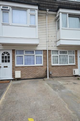 Picture of Five Bedroom Townhouse Near Excel Exhibition Centre