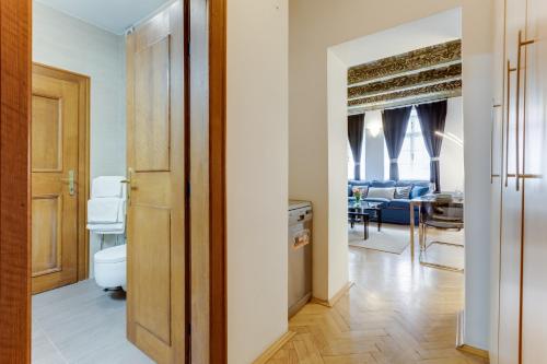 Apartment image 5