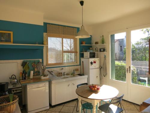 المرافق, Maison lumineuse et spacieuse avec jardin arboré (Maison lumineuse et spacieuse avec jardin arbore) in La Valette-du-Var