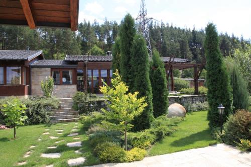 Kameno, Banya (foto 3)