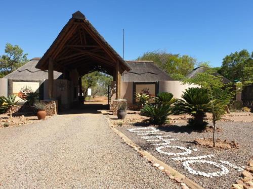 42@ Ditholo Game Lodge - Hardekoolpan