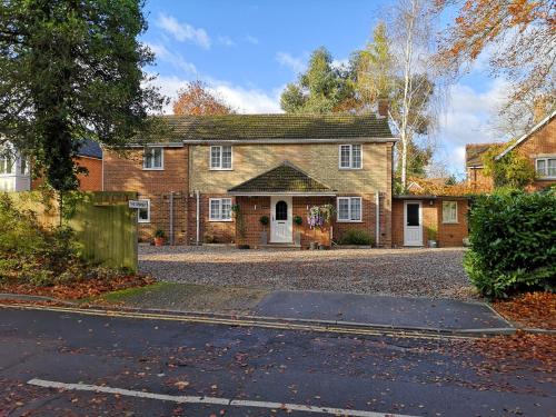 Exterior view, The Spinney in Bracknell