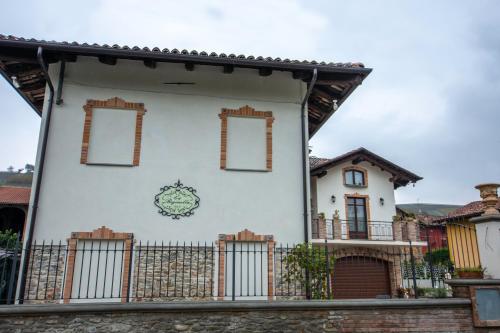 Cà Reginella B&B – Diano d'Alba, NY