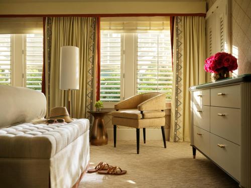 The Beverly Hills Hotel Room Type - Bungalow Suite