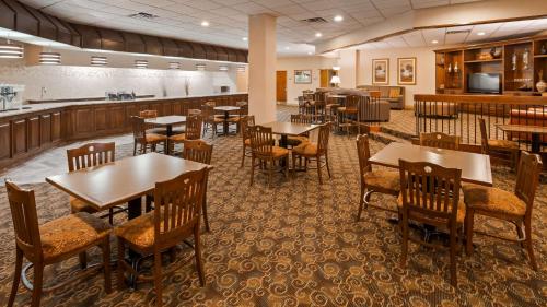 Restaurant, Best Western Crossroads of the Bluffs in Council Bluffs (IA)