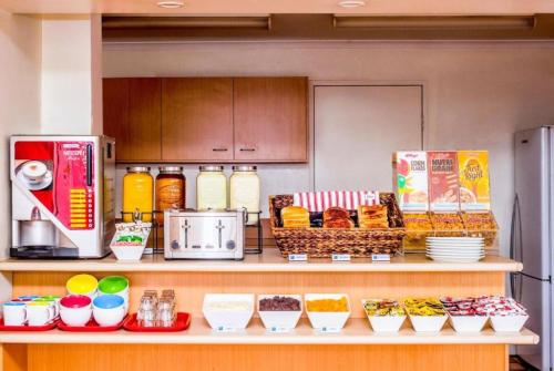 Food and beverages, Ibis budget Coffs Harbour in Coffs Harbour