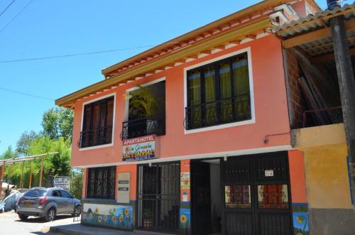 

Apartaestudios Los Girasoles