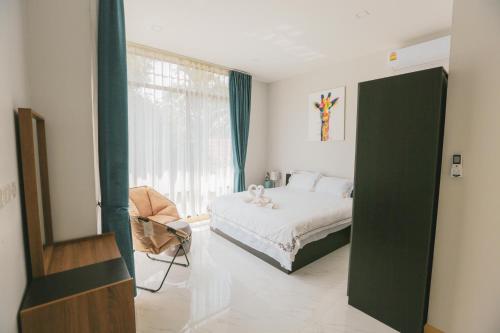 room detail thumbnail 0